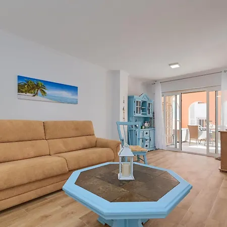 Seastar Apartment